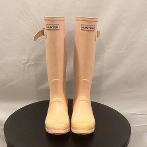 Hunter Women's Light Pink Rain Boots